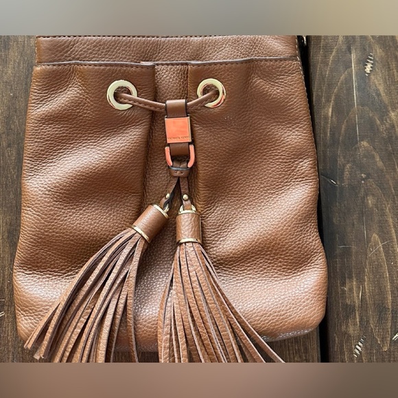 Purse closet clean out! 2 for $50 - Picture 3 of 9